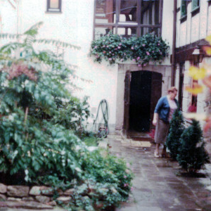 Innenhof (1981)